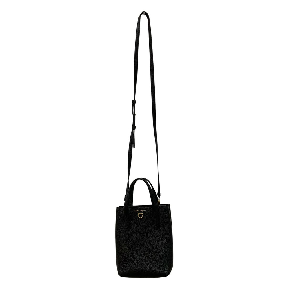 Salvatore Ferragamo lack leather Gancini Shoulder Bag Black